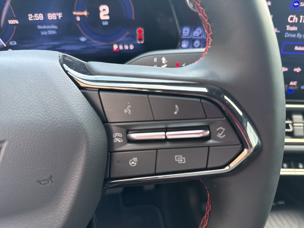 used 2025 Chevrolet Equinox EV car, priced at $33,900