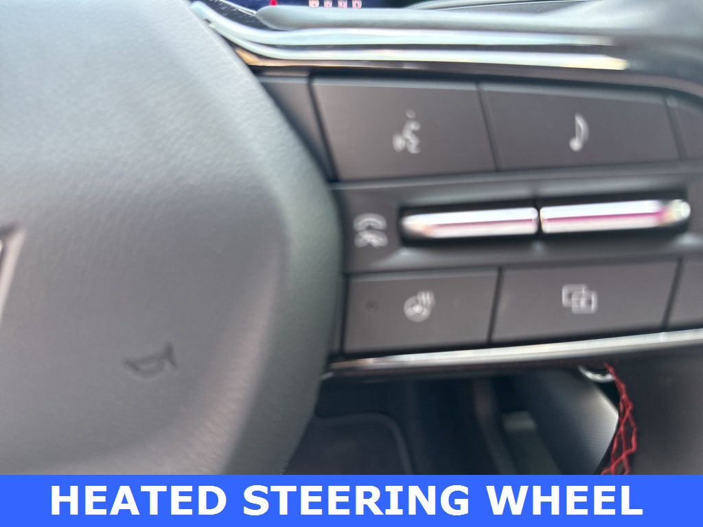 used 2025 Chevrolet Equinox EV car, priced at $33,900