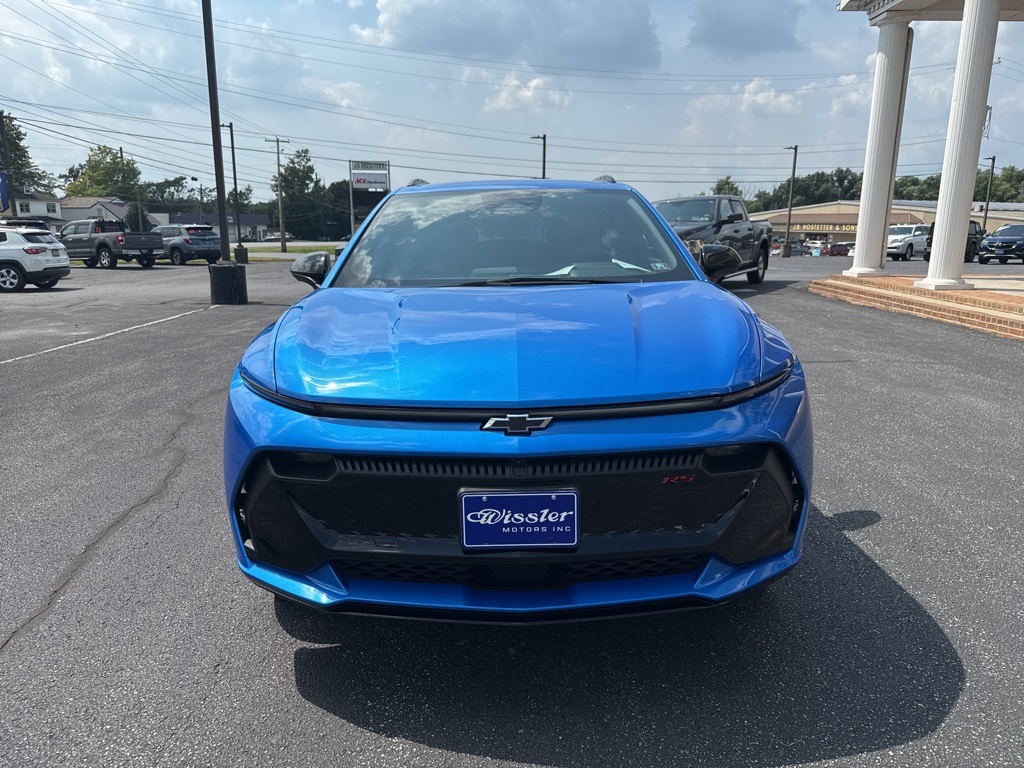used 2025 Chevrolet Equinox EV car, priced at $33,900