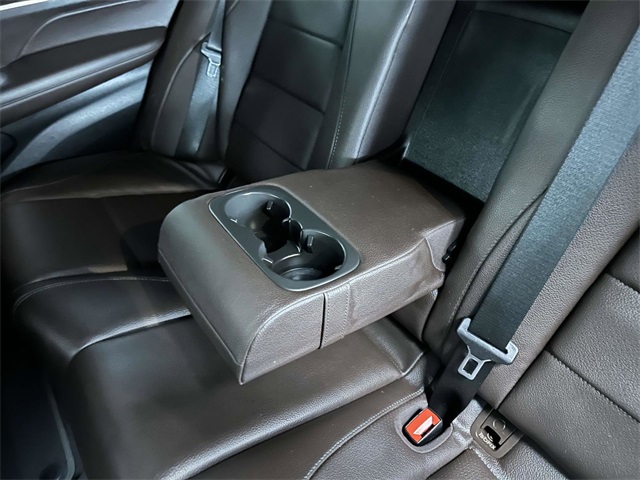 used 2022 Mercedes-Benz GLE car, priced at $47,991