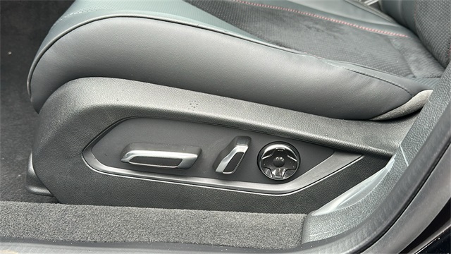 new 2025 Acura TLX car