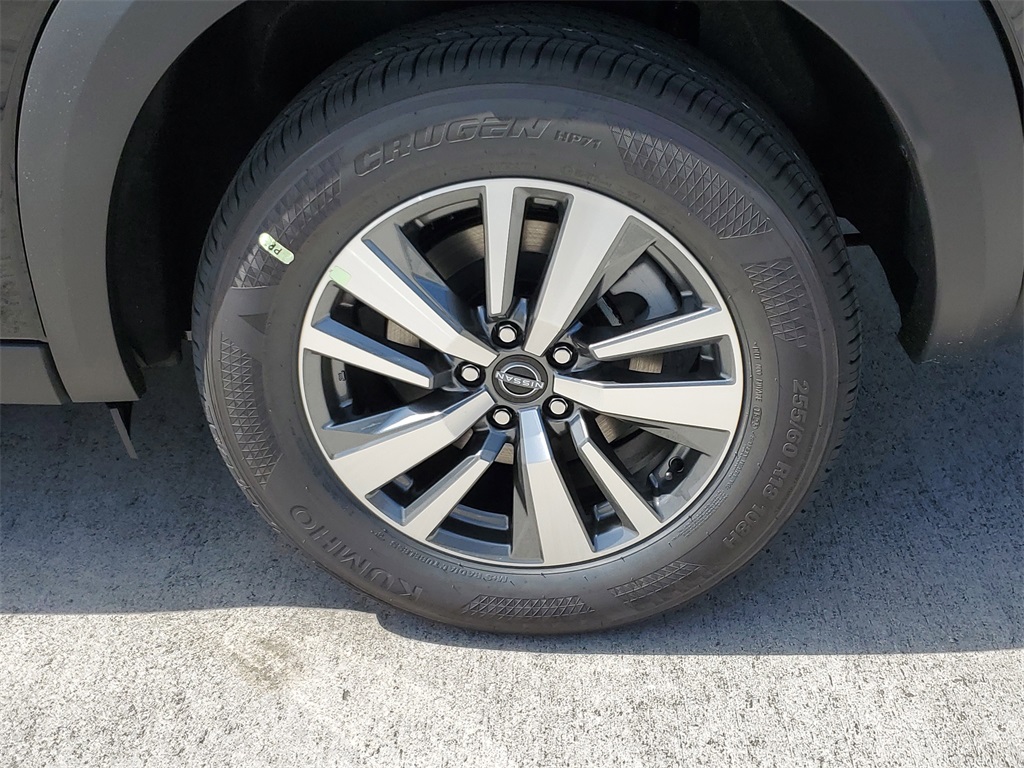 new 2025 Nissan Pathfinder car, priced at $39,844