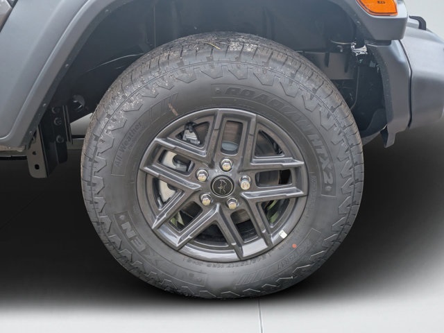 new 2025 Jeep Wrangler car, priced at $37,430