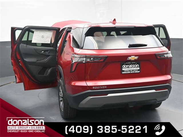 new 2026 Chevrolet Equinox car, priced at $30,477