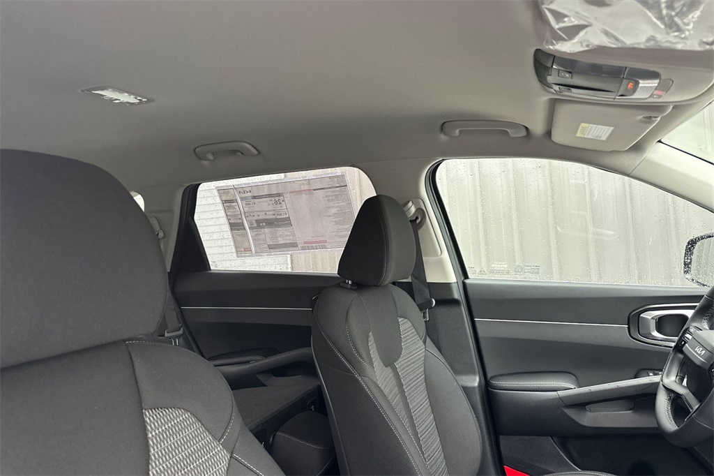 new 2026 Kia Sorento car, priced at $33,870
