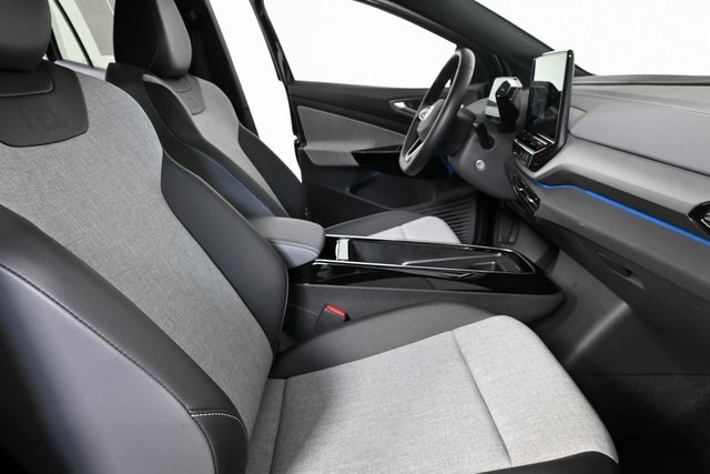 used 2024 Volkswagen ID.4 car, priced at $23,300