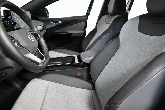 used 2024 Volkswagen ID.4 car, priced at $23,300