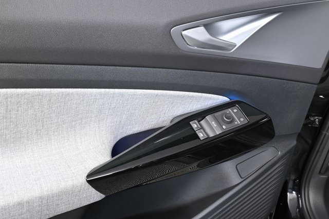 used 2024 Volkswagen ID.4 car, priced at $23,300
