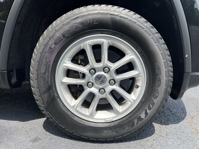 used 2018 Jeep Grand Cherokee car, priced at $16,500