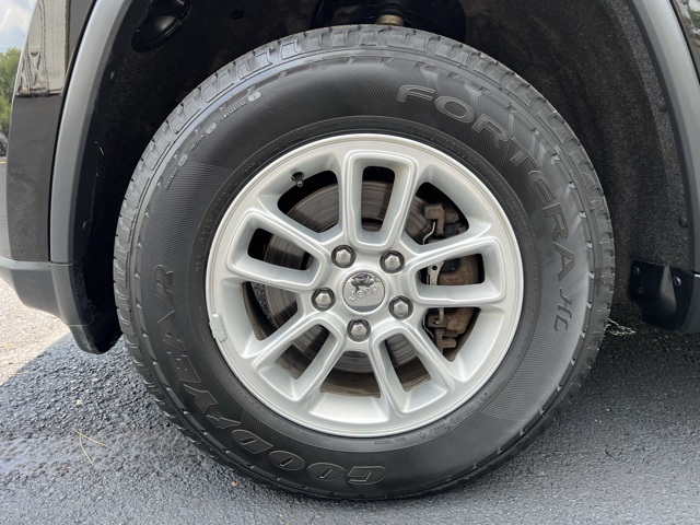 used 2018 Jeep Grand Cherokee car, priced at $16,500