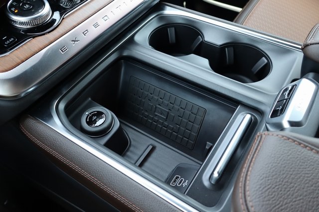 new 2025 Ford Expedition Max car, priced at $89,465