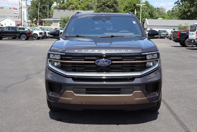 new 2025 Ford Expedition Max car, priced at $89,465