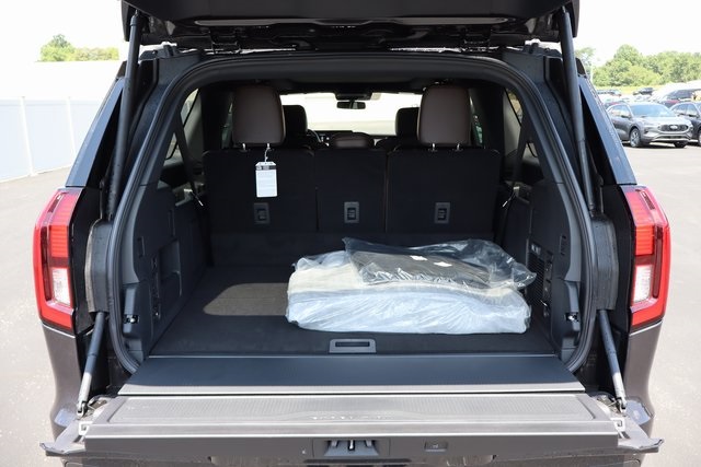 new 2025 Ford Expedition Max car, priced at $89,465