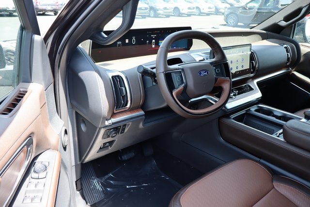 new 2025 Ford Expedition Max car, priced at $89,465