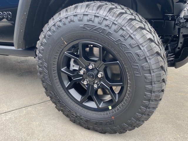 new 2025 Jeep Wrangler car, priced at $38,455