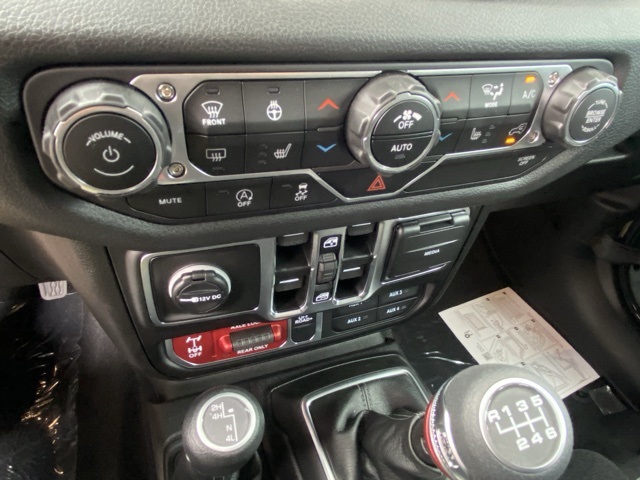 new 2025 Jeep Wrangler car, priced at $38,455
