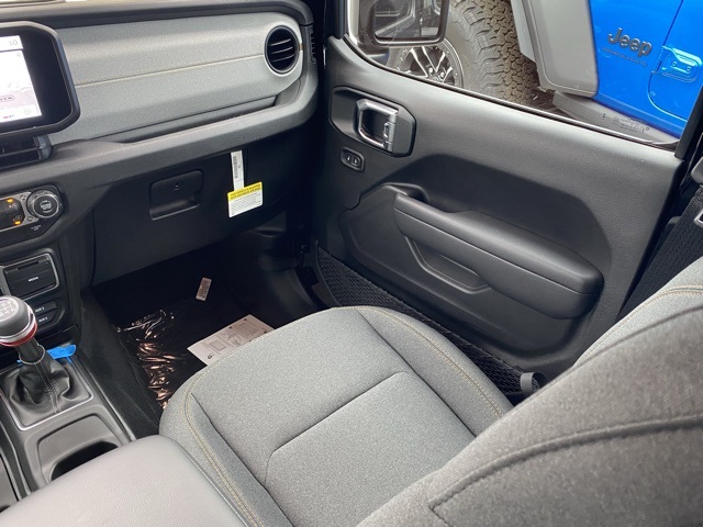new 2025 Jeep Wrangler car, priced at $38,455