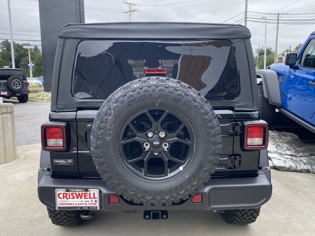 new 2025 Jeep Wrangler car, priced at $38,455