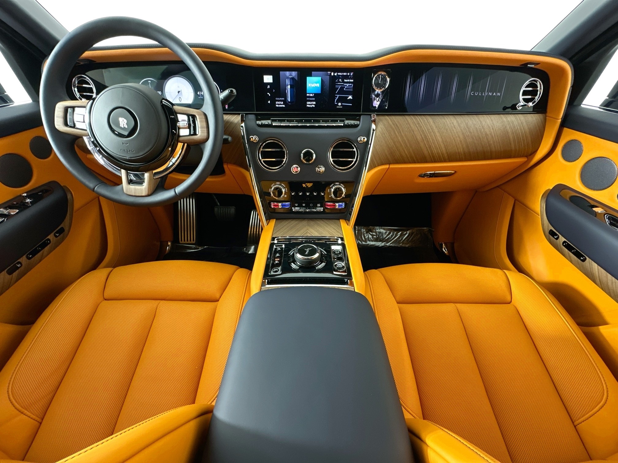 new 2026 Rolls-Royce Cullinan car, priced at $492,950