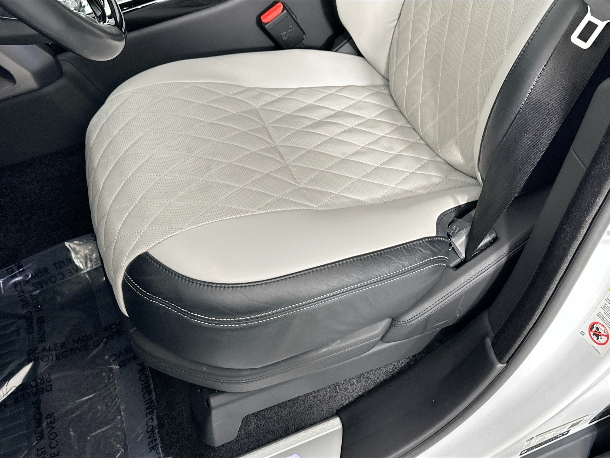 used 2021 Land Rover Range Rover car, priced at $84,999