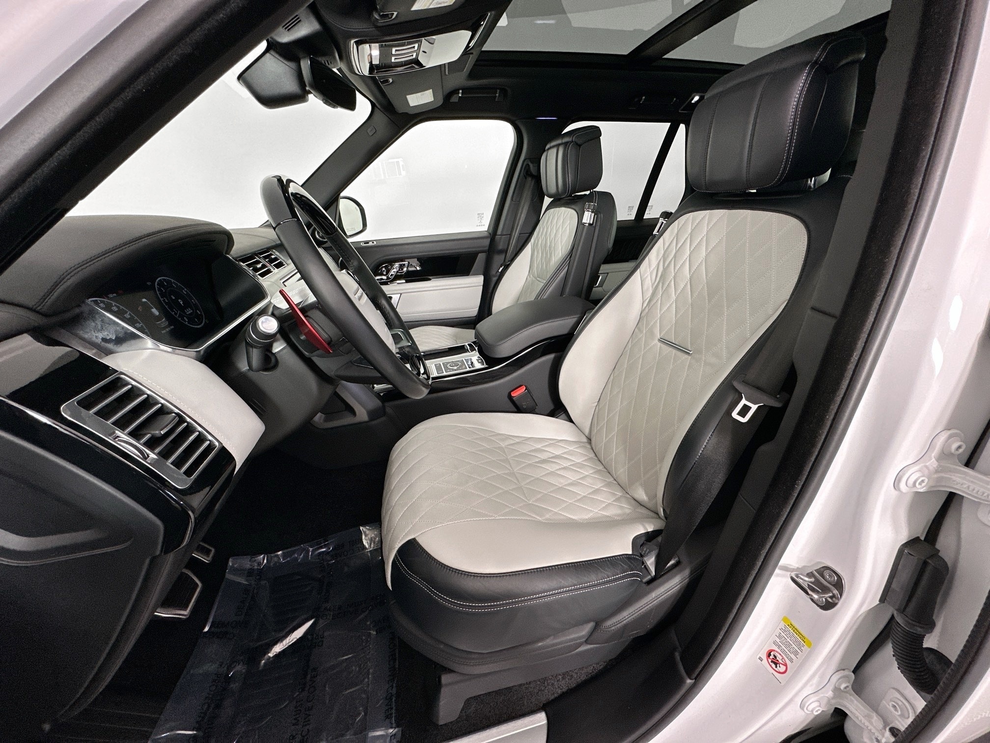 used 2021 Land Rover Range Rover car, priced at $84,999