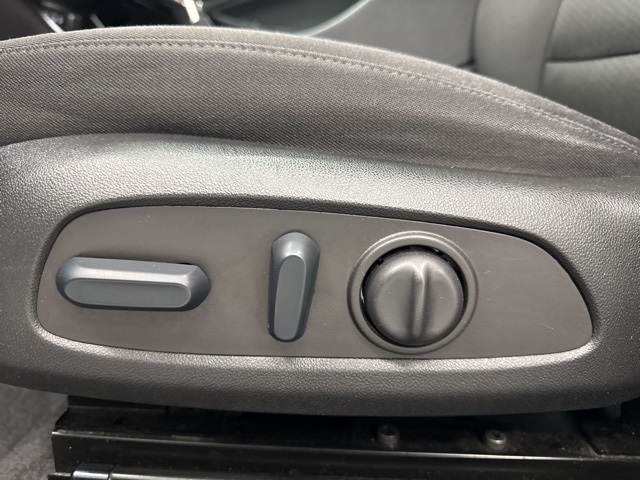 used 2022 Chevrolet Malibu car, priced at $18,489