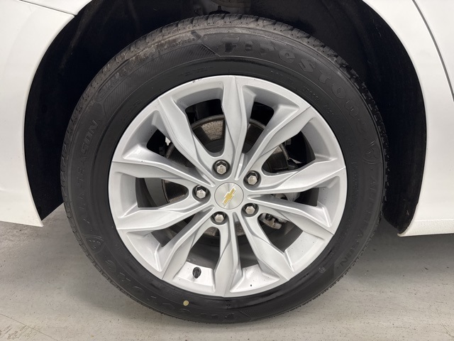used 2022 Chevrolet Malibu car, priced at $18,489