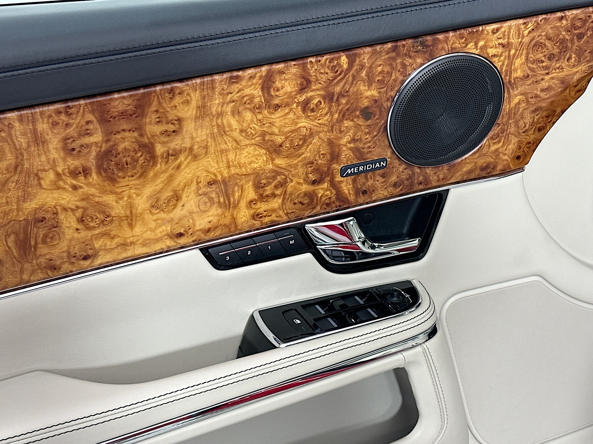 used 2013 Jaguar XJ car, priced at $14,995