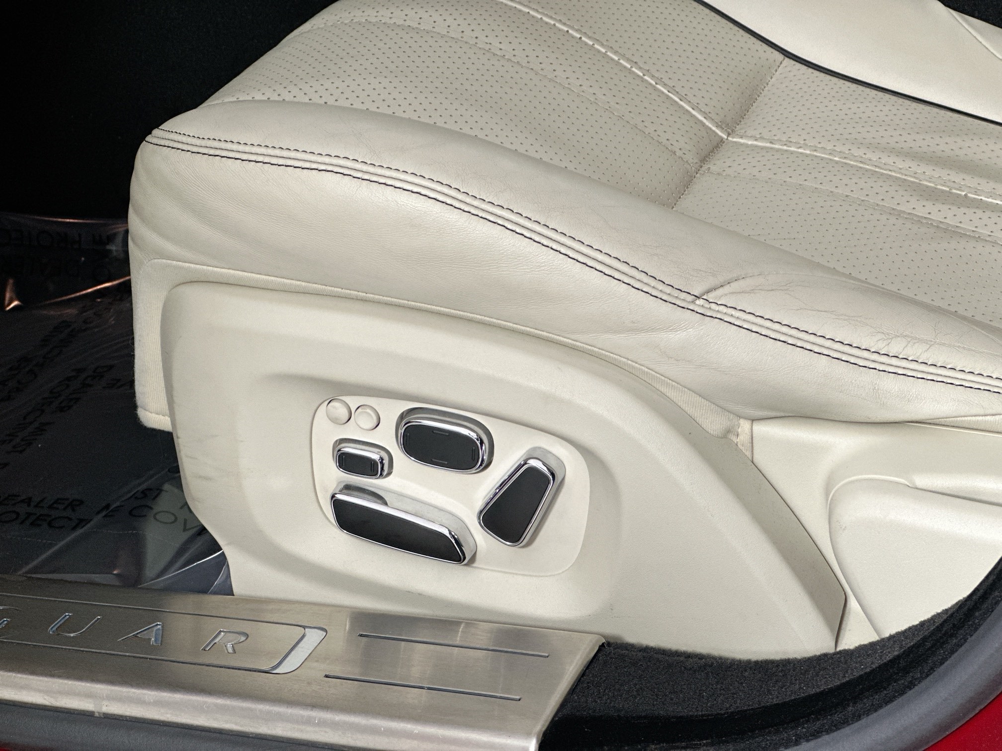 used 2013 Jaguar XJ car, priced at $14,995