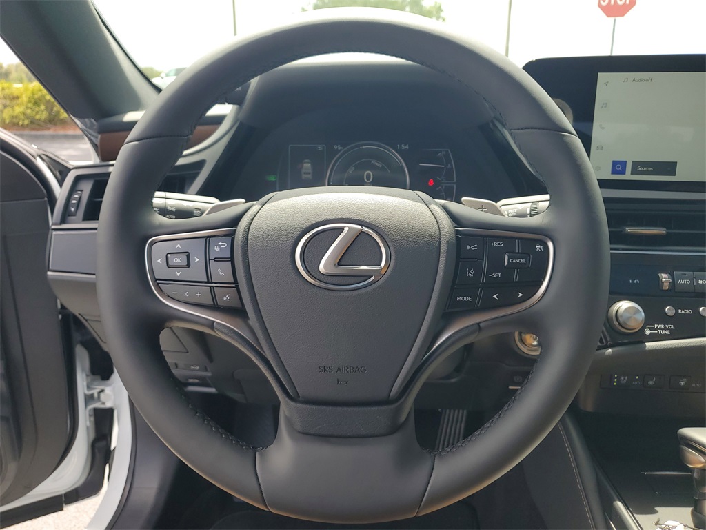 new 2025 Lexus ES car, priced at $50,914