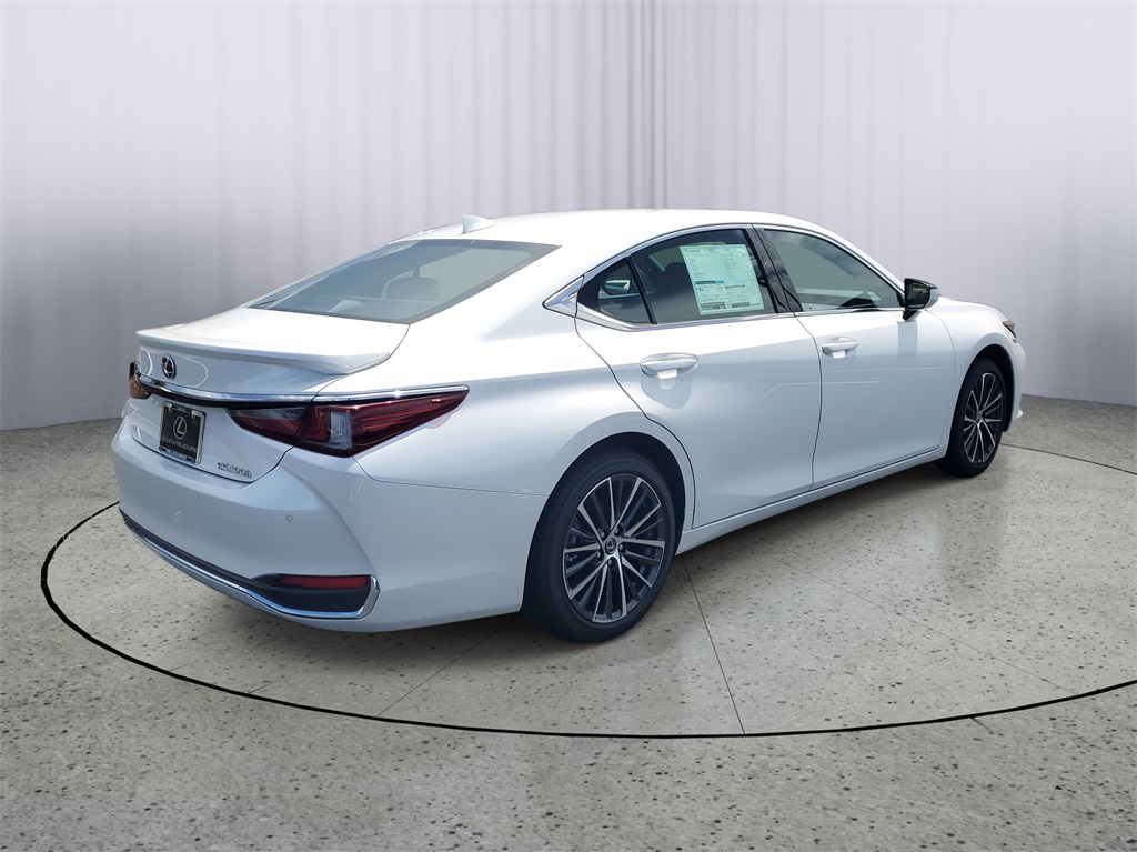new 2025 Lexus ES car, priced at $50,914