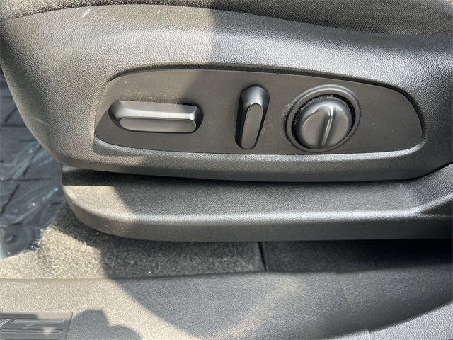 used 2020 Chevrolet Equinox car, priced at $18,240