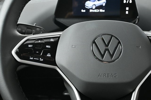 new 2025 Volkswagen ID.4 car, priced at $57,251