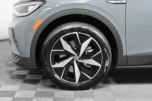 new 2025 Volkswagen ID.4 car, priced at $57,251