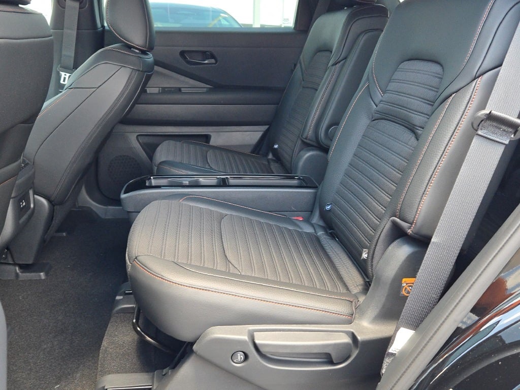 new 2025 Nissan Pathfinder car, priced at $46,595