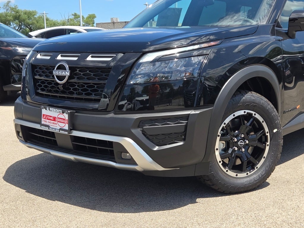 new 2025 Nissan Pathfinder car, priced at $46,595