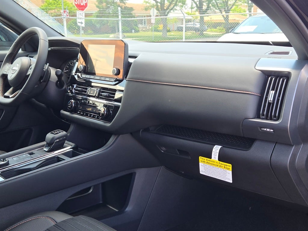 new 2025 Nissan Pathfinder car, priced at $46,595