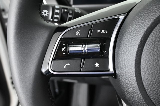 new 2025 Kia Seltos car, priced at $27,484