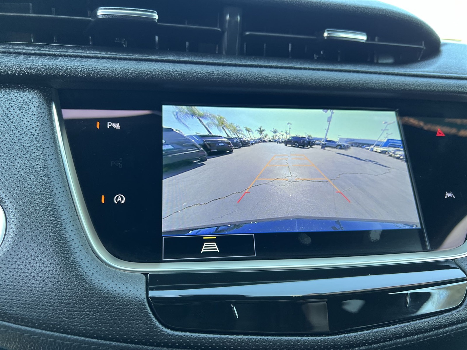used 2025 Cadillac XT6 car, priced at $47,491