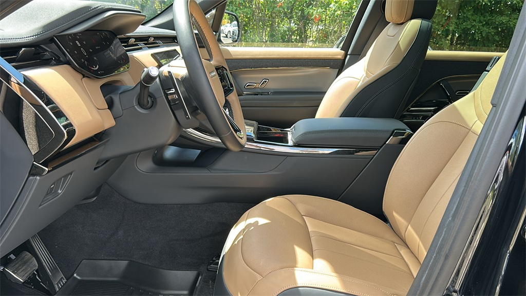 new 2025 Land Rover Range Rover Sport car, priced at $117,260