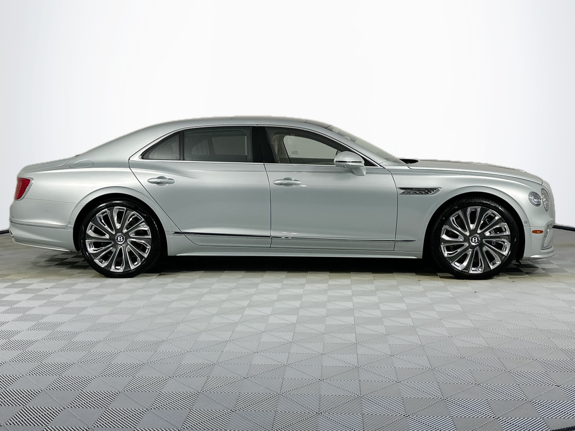 new 2025 Bentley Flying Spur car