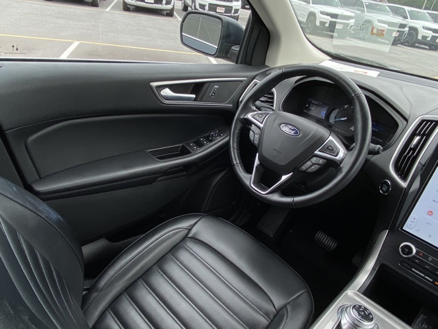 used 2023 Ford Edge car, priced at $22,002