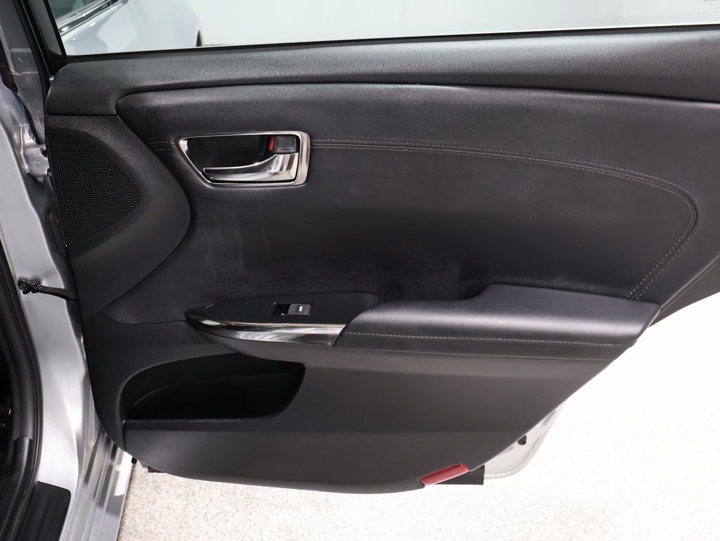 used 2015 Toyota Avalon Hybrid car, priced at $19,350