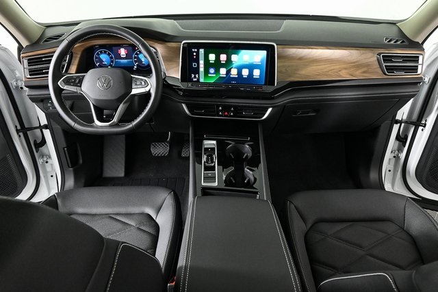 new 2026 Volkswagen Atlas car, priced at $50,402