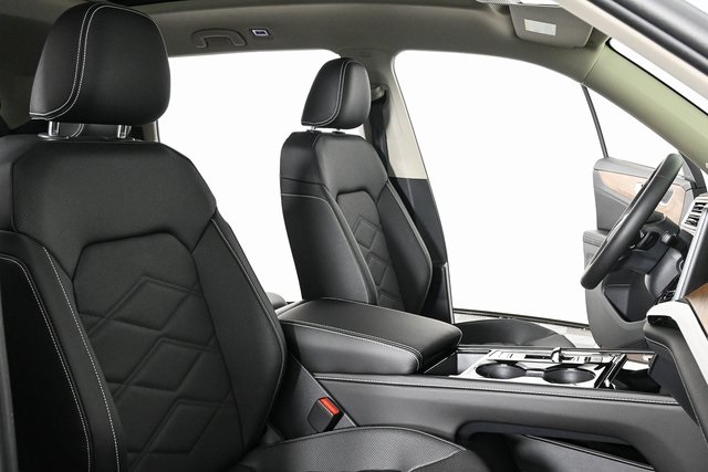 new 2026 Volkswagen Atlas car, priced at $50,402