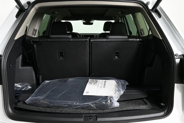 new 2026 Volkswagen Atlas car, priced at $50,402