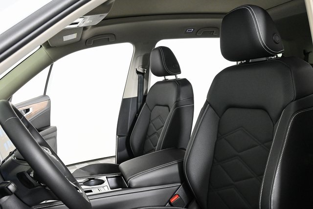 new 2026 Volkswagen Atlas car, priced at $50,402