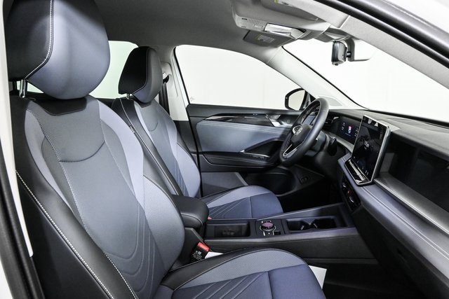 new 2025 Volkswagen Tiguan car, priced at $35,879