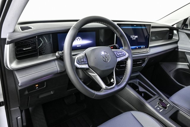 new 2025 Volkswagen Tiguan car, priced at $35,879
