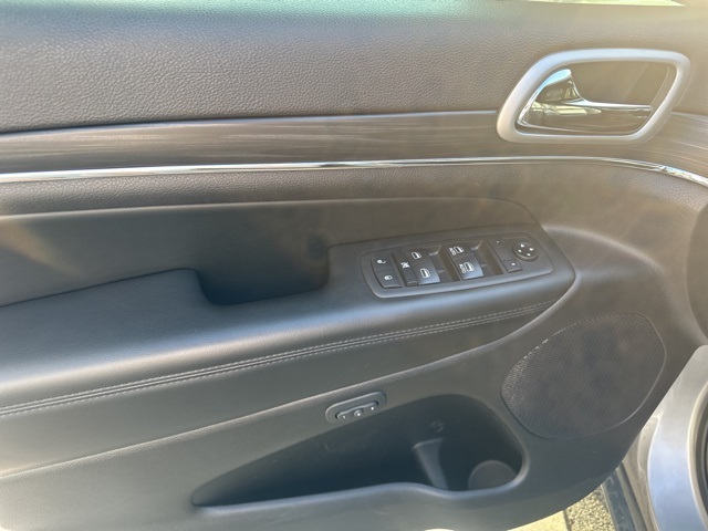 used 2020 Jeep Grand Cherokee car, priced at $23,875